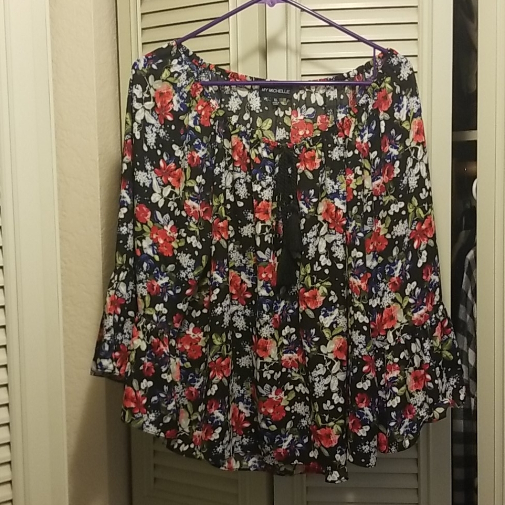 Floral top